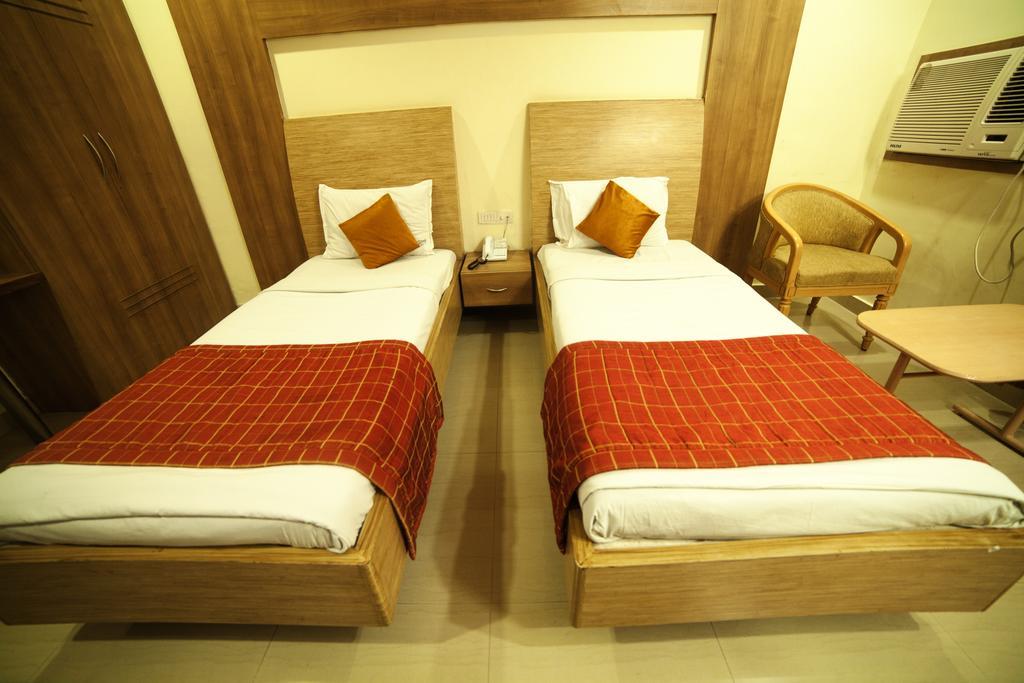 Hotel Sooriya Residency Chennai Quarto foto