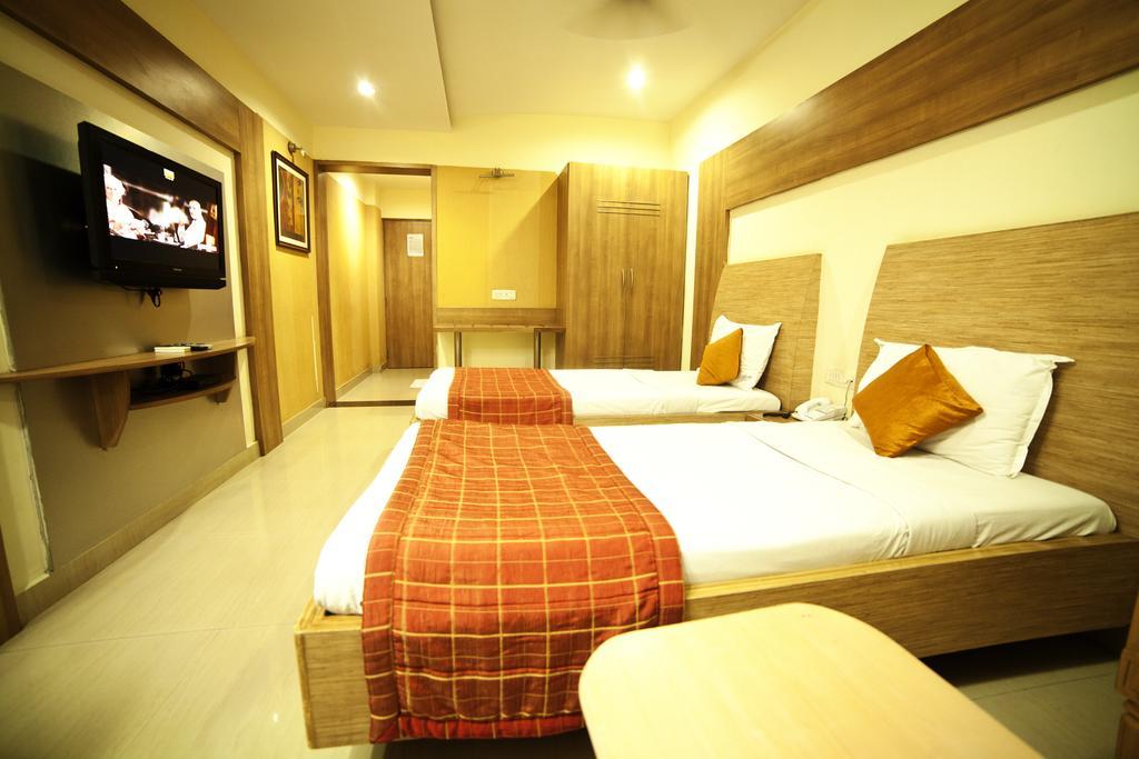 Hotel Sooriya Residency Chennai Quarto foto